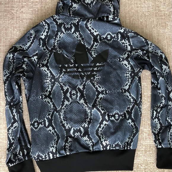 Adidas track suit top / zip up - Picture 2 of 4